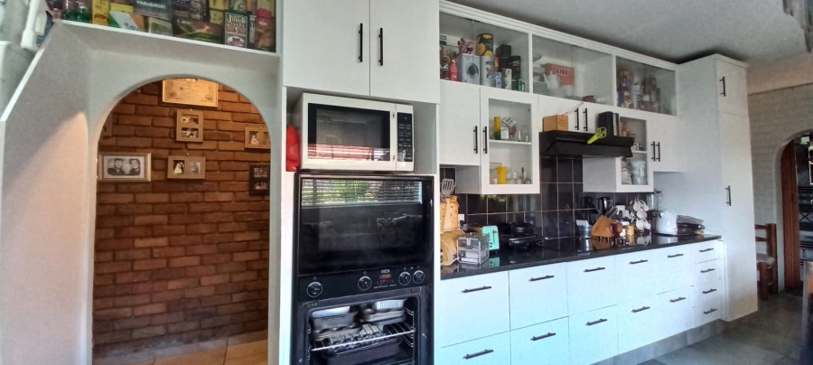 4 Bedroom Property for Sale in Randlespark North West